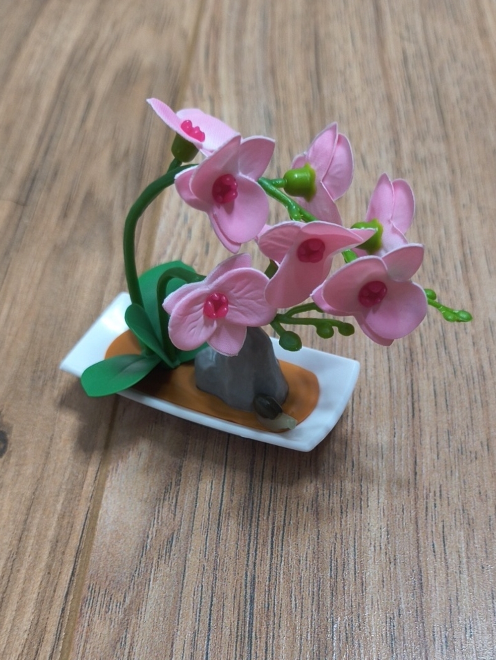 Zuru Mini Brands Garden Pink Orchids